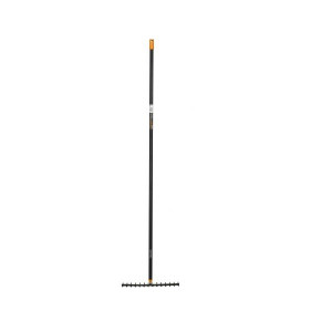 Grebla pentru sol Fiskars Solid