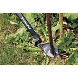 Set foarfeca lunga Fiskars UP84 + accesoriu fierastrau UP80