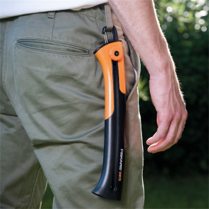 Fierastrau mare de gradina Fiskars Xtract SW75