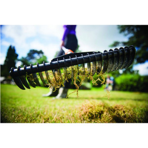 Grebla QuikFit pentru aerat gazonul Fiskars