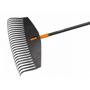 Grebla frunze cu coada Fiskars Solid L